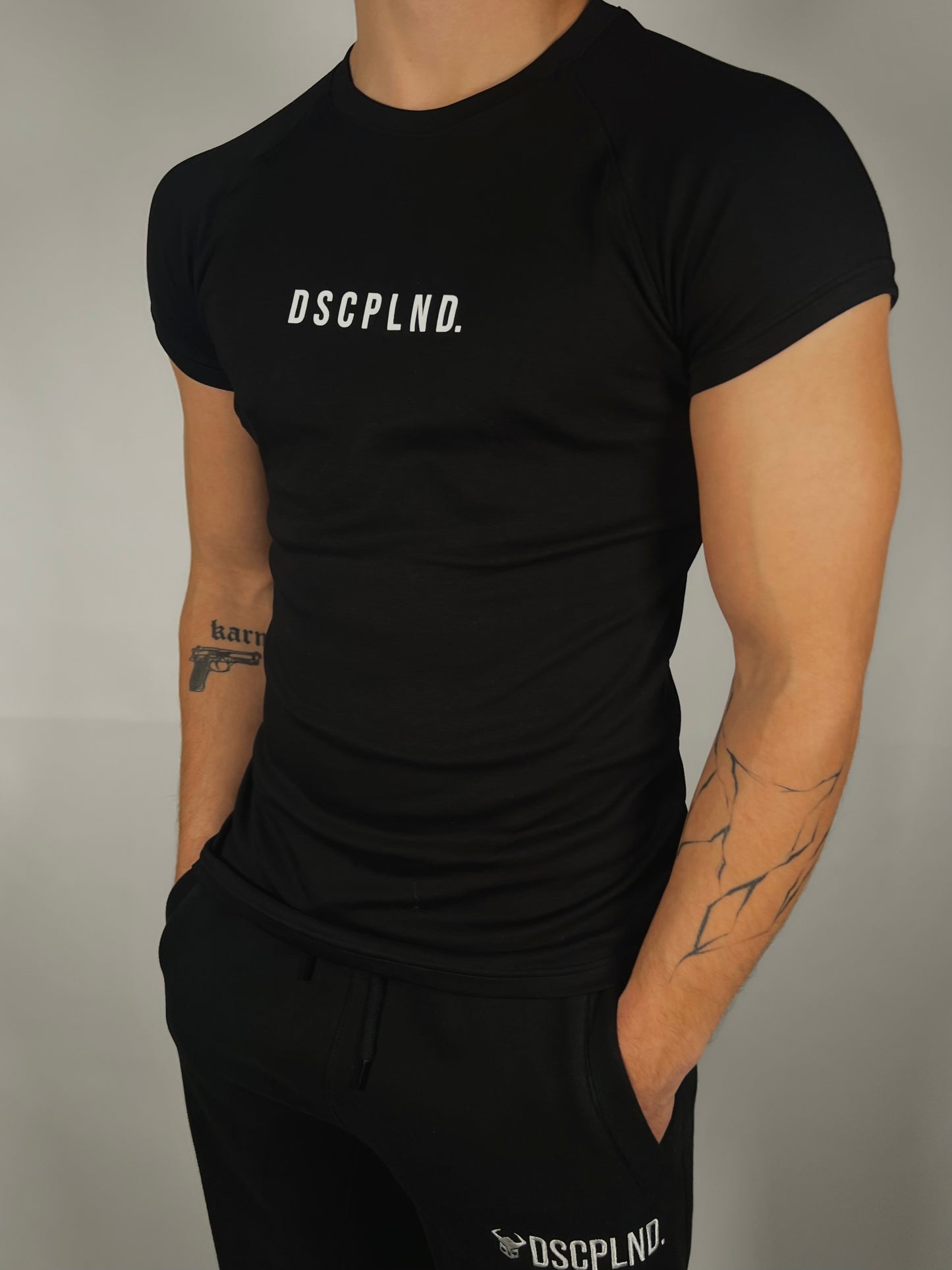 Muscle Fit T-shirt V1